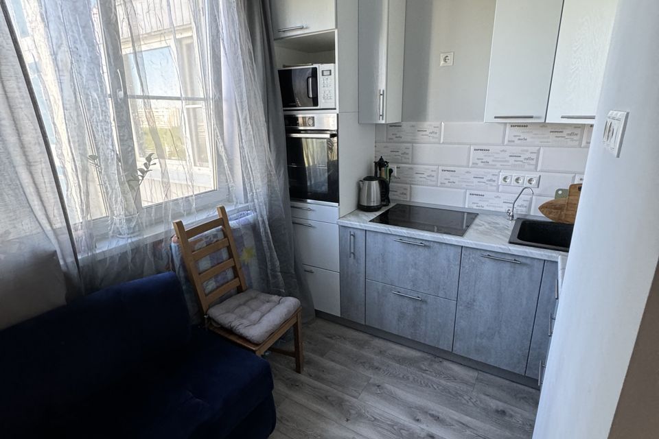 Продаётся 1-комнатная квартира, 38 м²