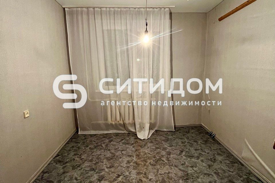 Продаётся 4-комнатная квартира, 93 м²
