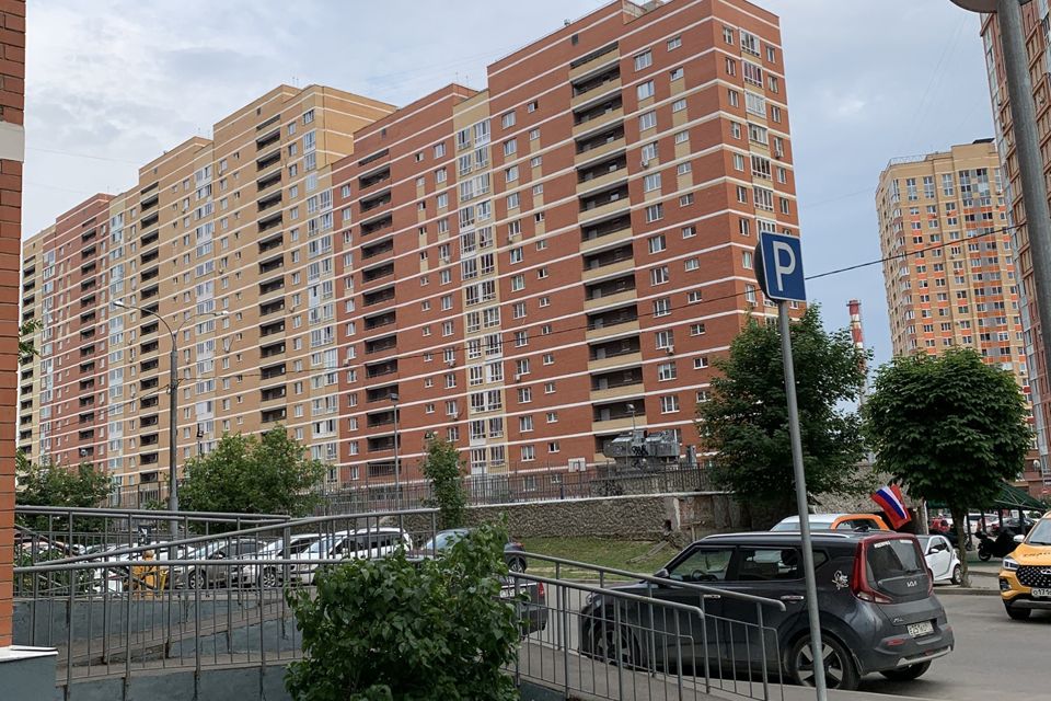 Продаётся 1-комнатная квартира, 40.7 м²