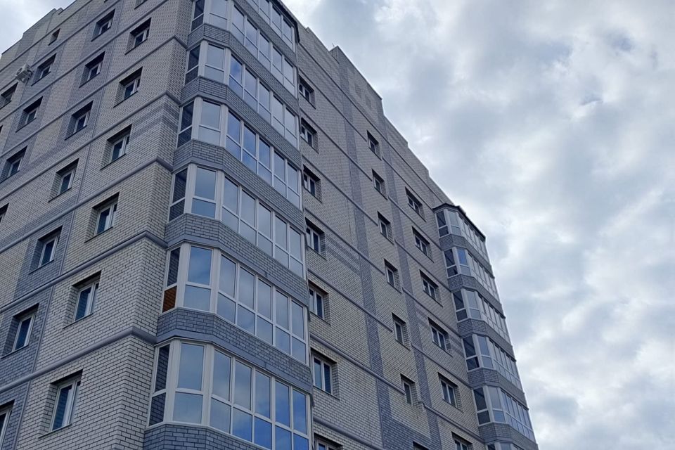 Продаётся 2-комнатная квартира, 57.2 м²