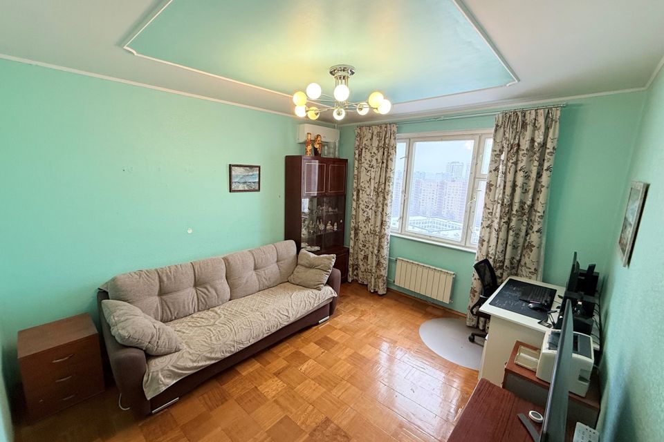 Продаётся 3-комнатная квартира, 77.3 м²