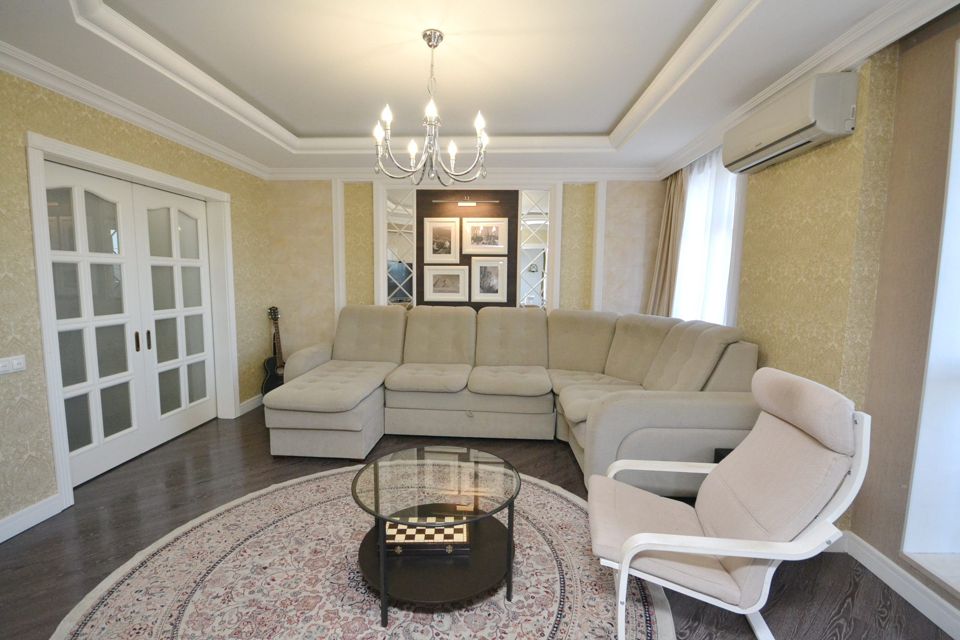 Продаётся 3-комнатная квартира, 98.5 м²
