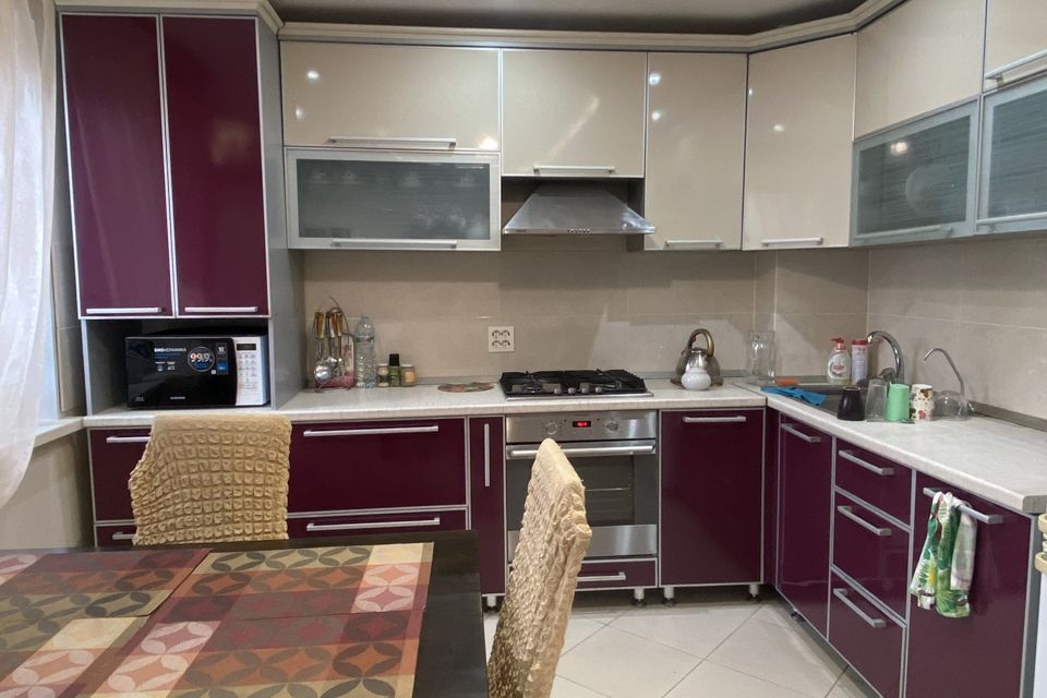 Продаётся 3-комнатная квартира, 60 м²