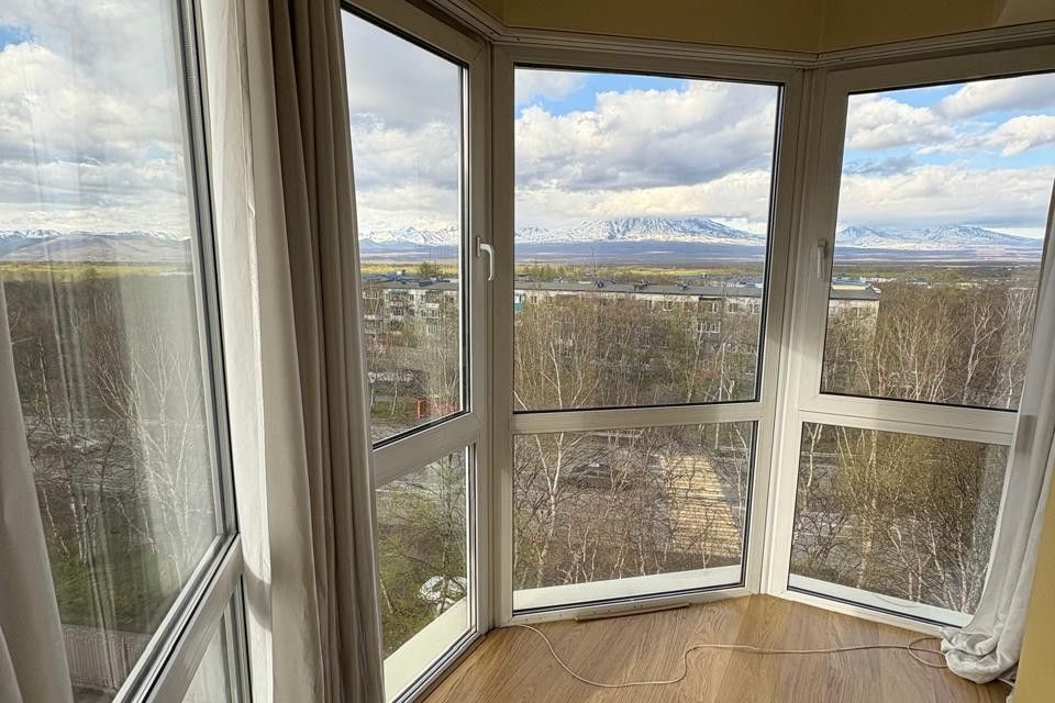 Продаётся 4-комнатная квартира, 167 м²