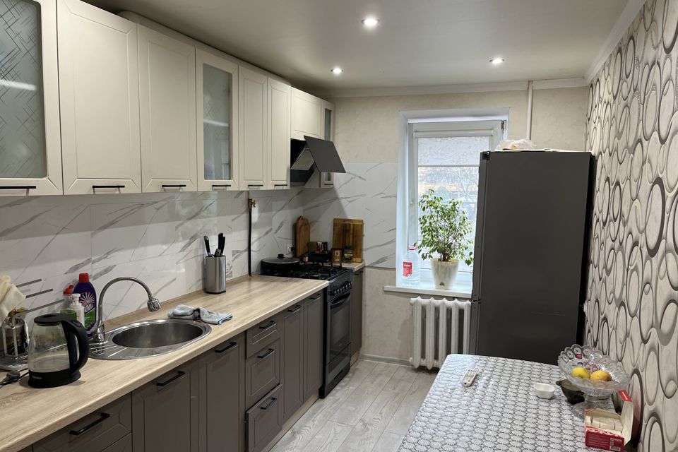 Продаётся 3-комнатная квартира, 65 м²