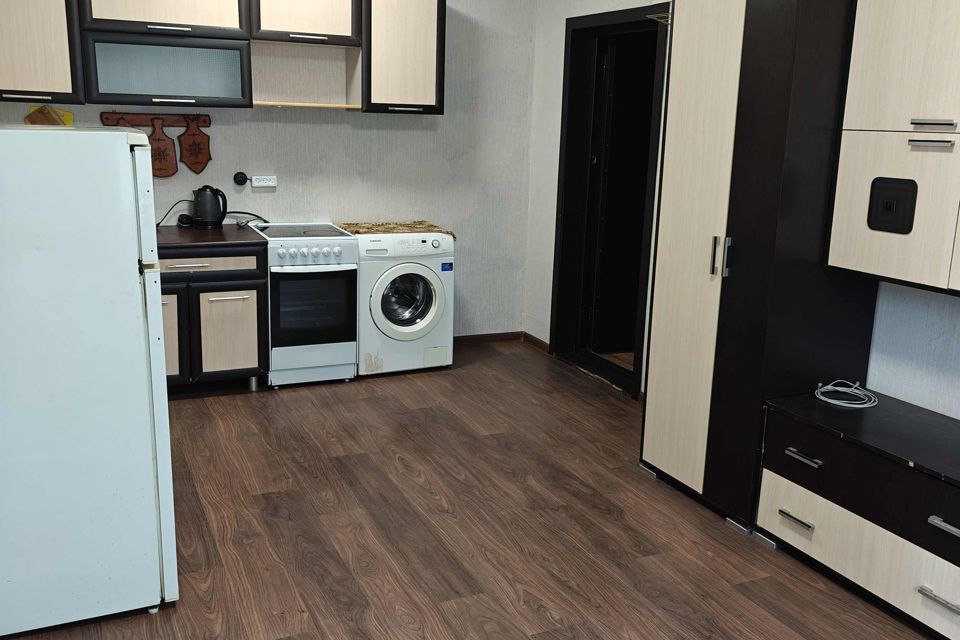 Продаётся комната в 1-комн. квартире, 18 м²