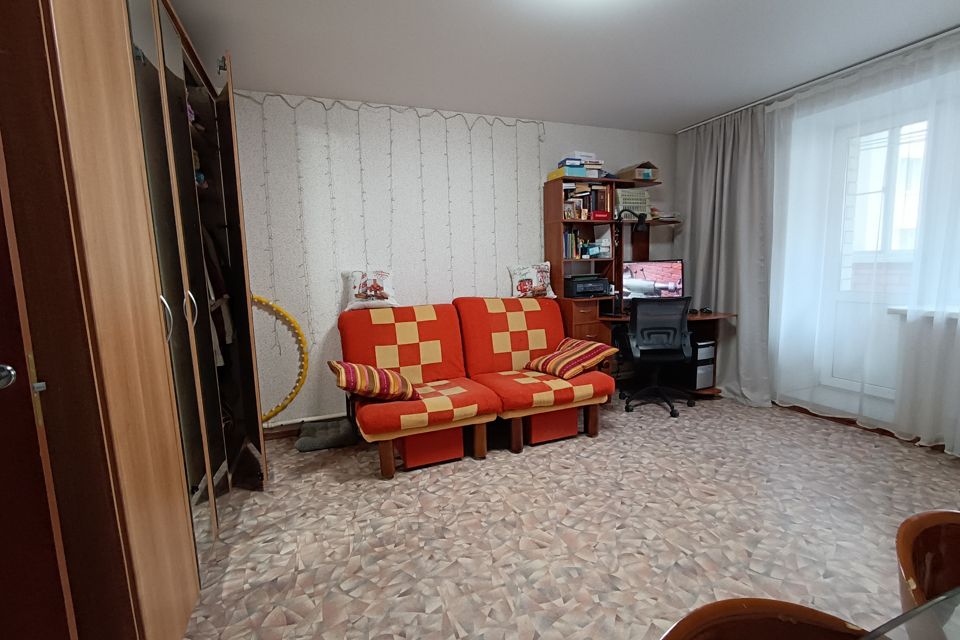 Продаётся 2-комнатная квартира, 55.8 м²