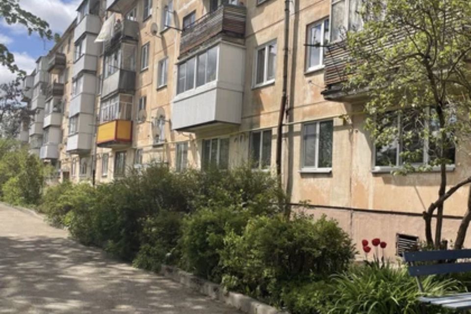 Продаётся 3-комнатная квартира, 60 м²