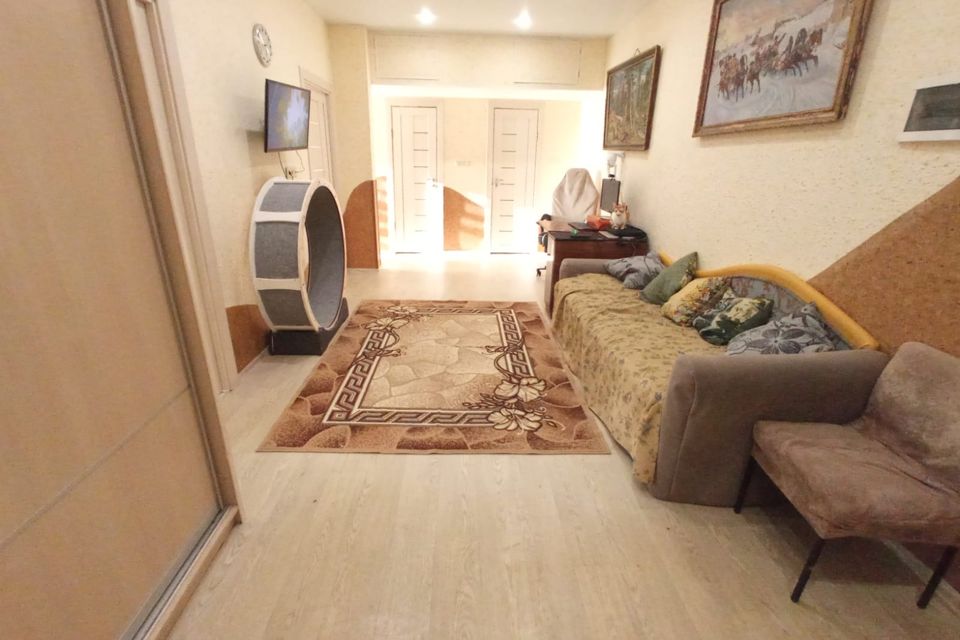Продаётся 2-комнатная квартира, 61.3 м²