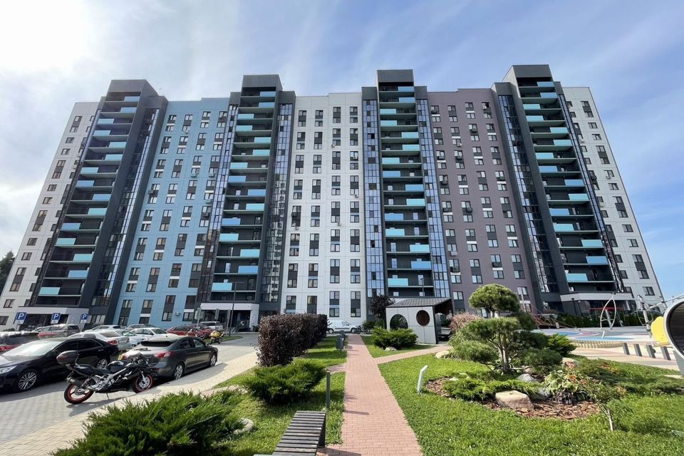 Продаётся 3-комнатная квартира, 82.4 м²