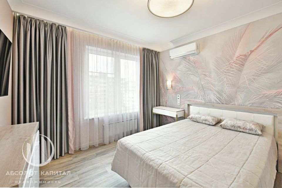Продаётся 1-комнатная квартира, 63.5 м²