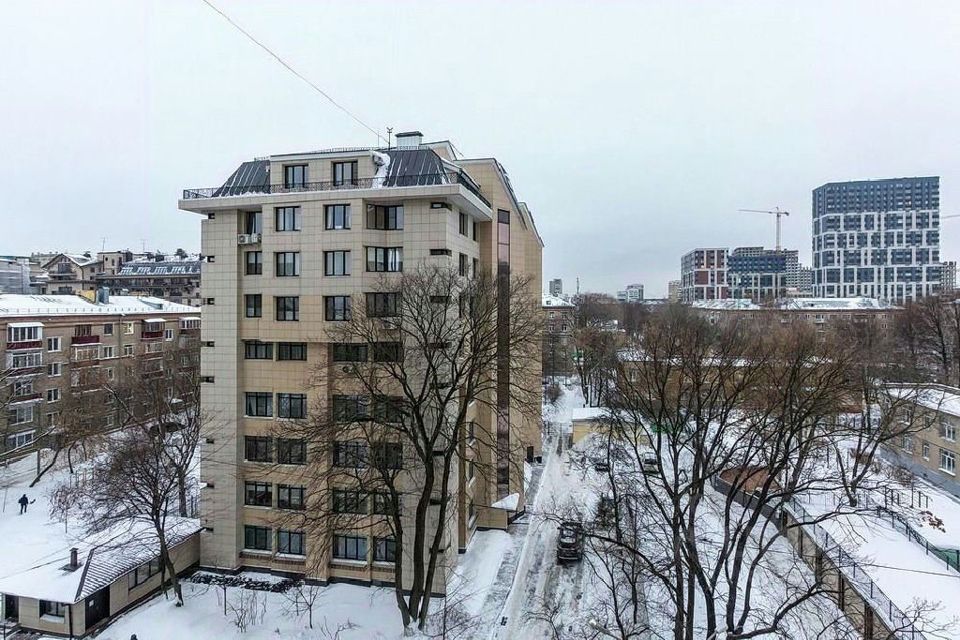 Продаётся 3-комнатная квартира, 110.8 м²