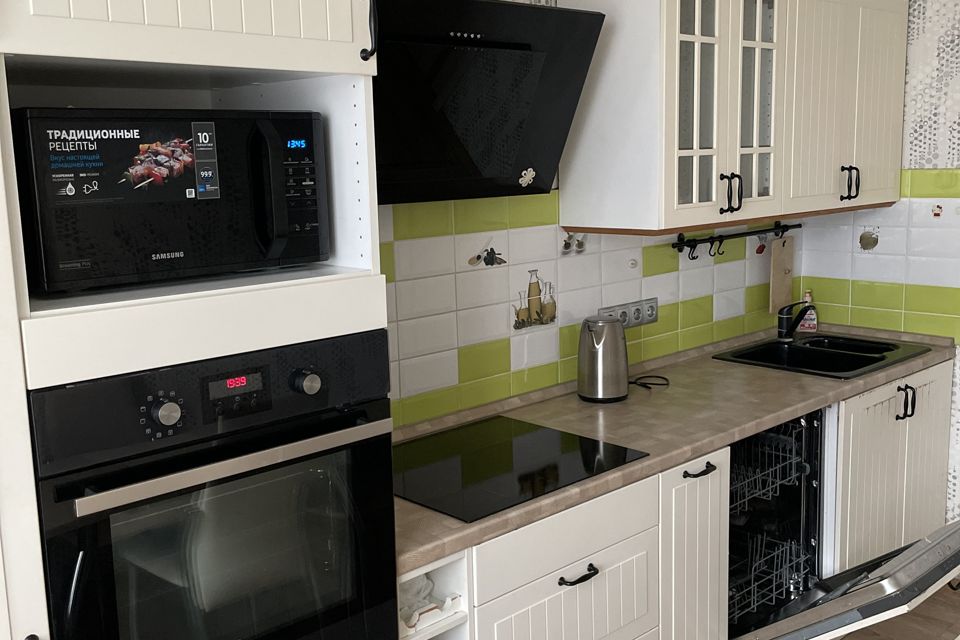 Продаётся 1-комнатная квартира, 44.7 м²