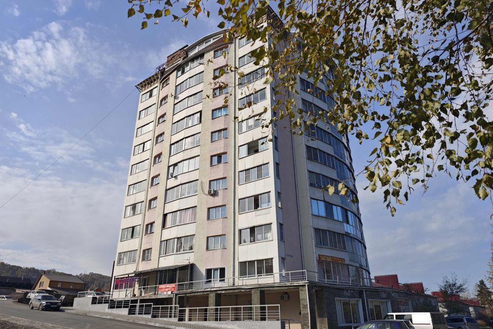 Продаётся 1-комнатная квартира, 42.3 м²