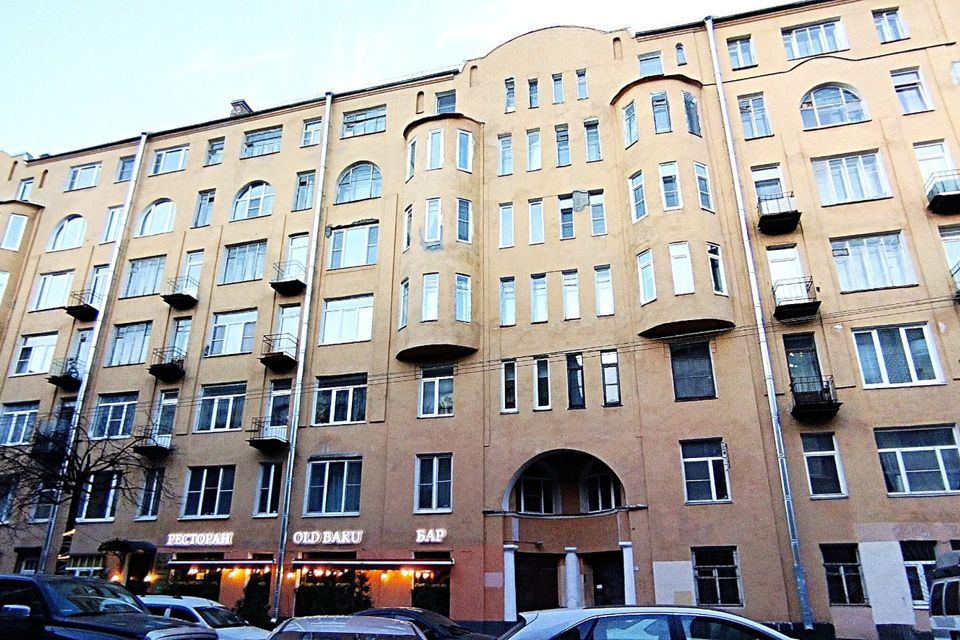 Продаётся 4-комнатная квартира, 92.6 м²