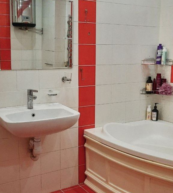 Продаётся 4-комнатная квартира, 73.6 м²