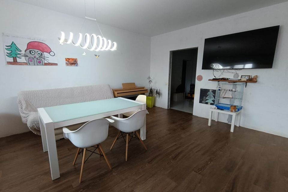 Продаётся 2-комнатная квартира, 109.1 м²