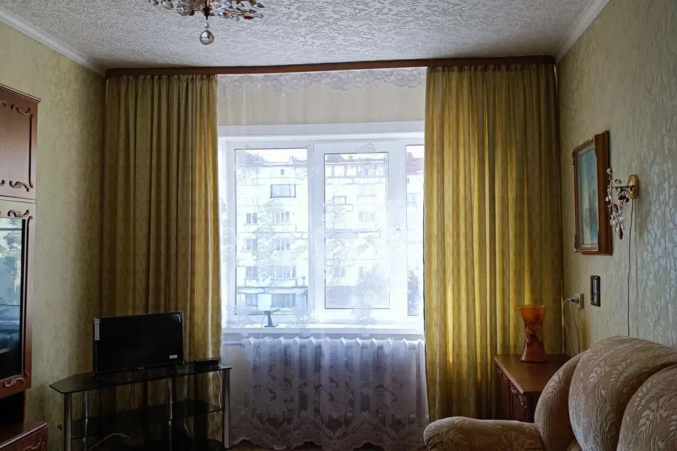 Продаётся 3-комнатная квартира, 70 м²