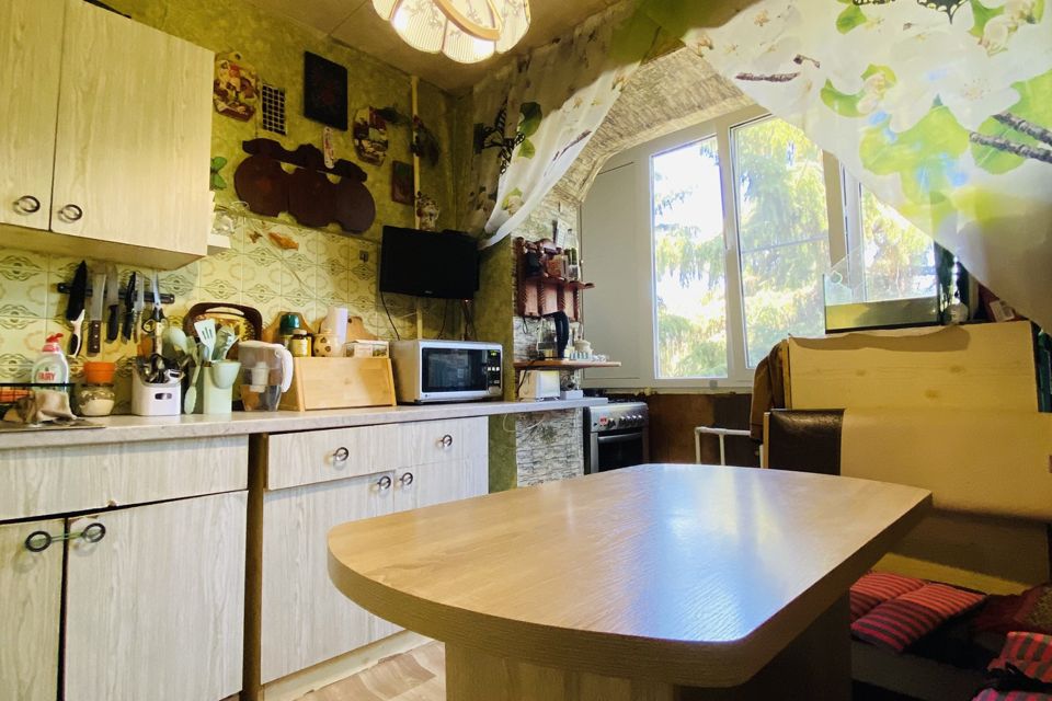 Продаётся 3-комнатная квартира, 65.6 м²