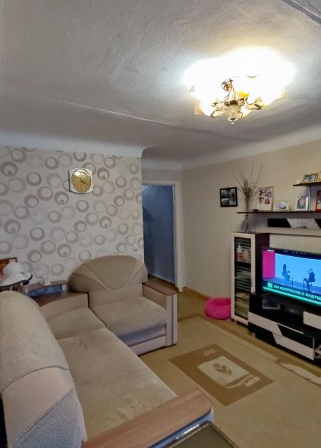 Продаётся 3-комнатная квартира, 51.6 м²