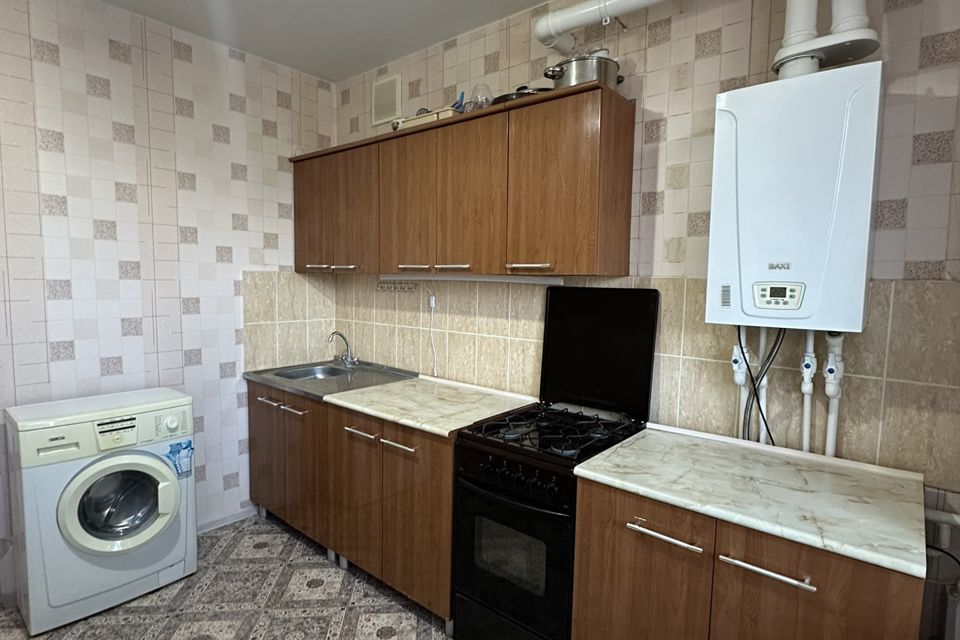 Сдаётся 1-комнатная квартира, 40 м²