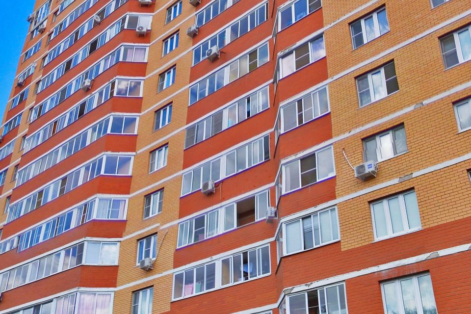 Продаётся 2-комнатная квартира, 69.3 м²