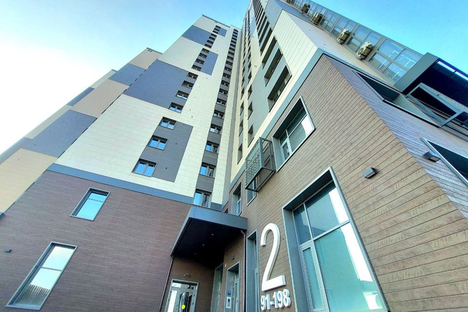 Продаётся 3-комнатная квартира, 95.6 м²