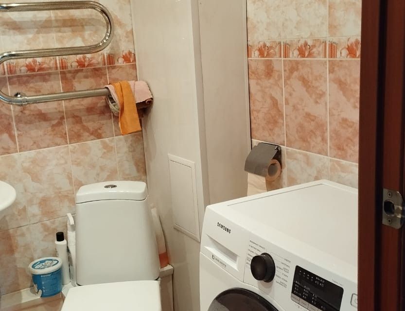 Продаётся 4-комнатная квартира, 60 м²