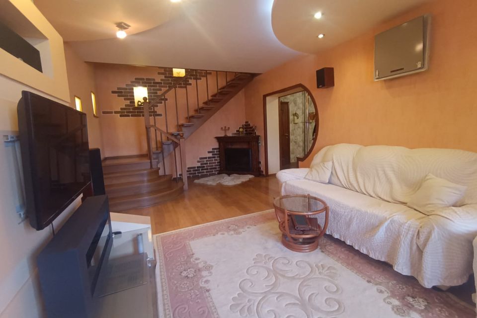 Продаётся 3-комнатная квартира, 94.8 м²