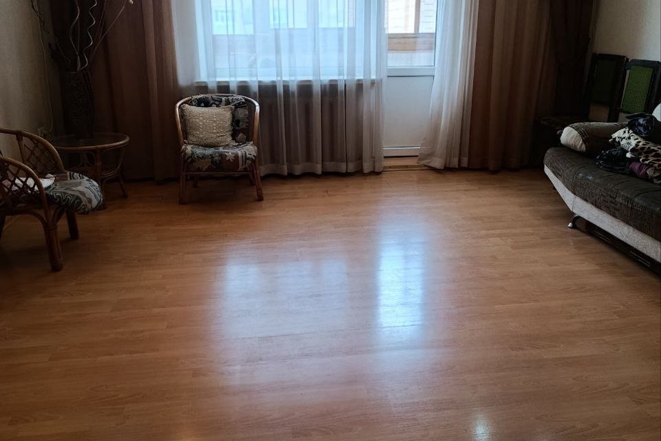 Продаётся 4-комнатная квартира, 84 м²