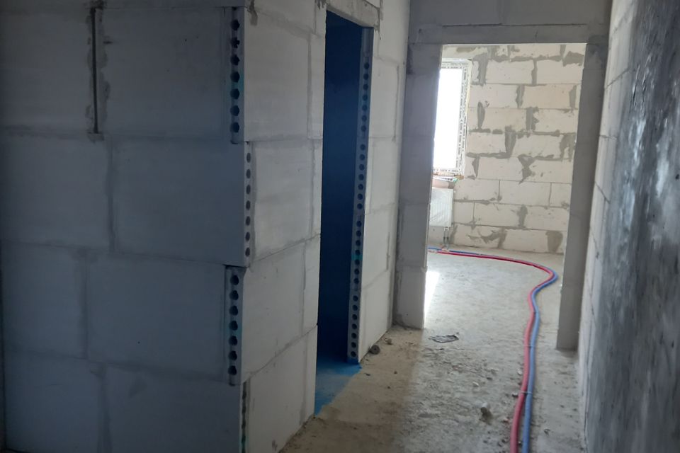 Продаётся 1-комнатная квартира, 42.4 м²