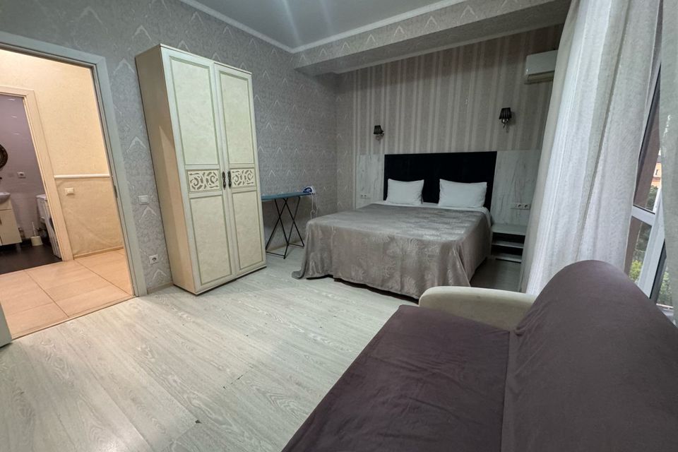Продаётся 1-комнатная квартира, 64.4 м²