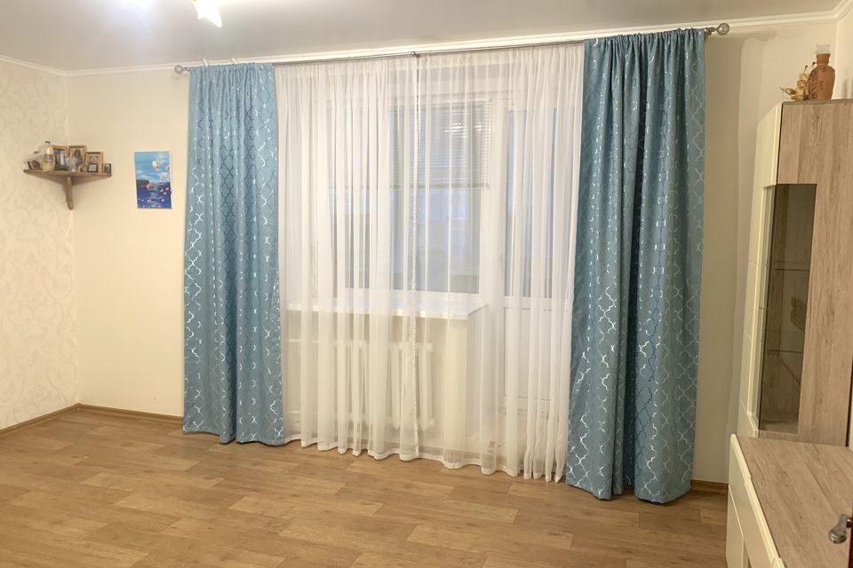 Продаётся 3-комнатная квартира, 61.8 м²