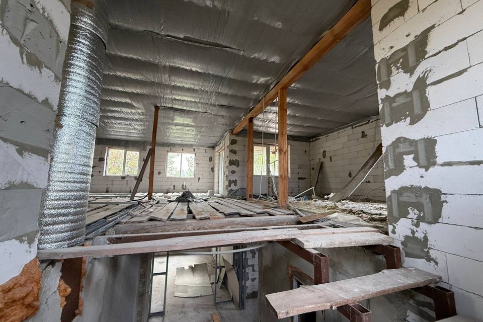 Продаётся 2-этажный дом, 170 м²