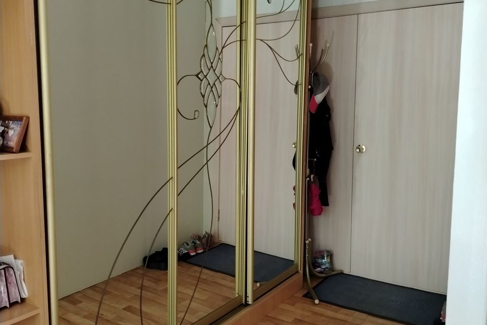 Продаётся комната в 1-комн. квартире, 29 м²