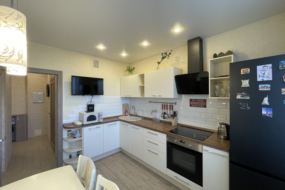 Продаётся 2-комнатная квартира, 58.6 м²