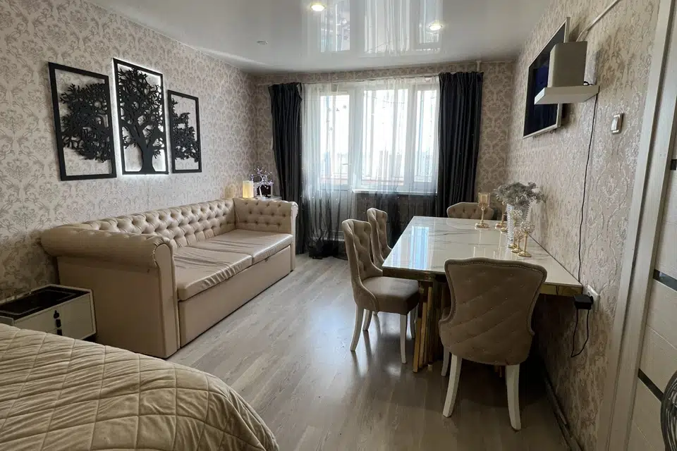 Продаётся 1-комнатная квартира, 38 м²