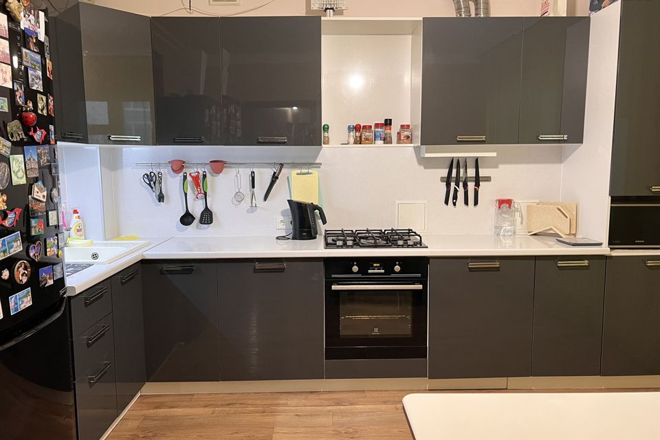 Продаётся 2-комнатная квартира, 76.4 м²