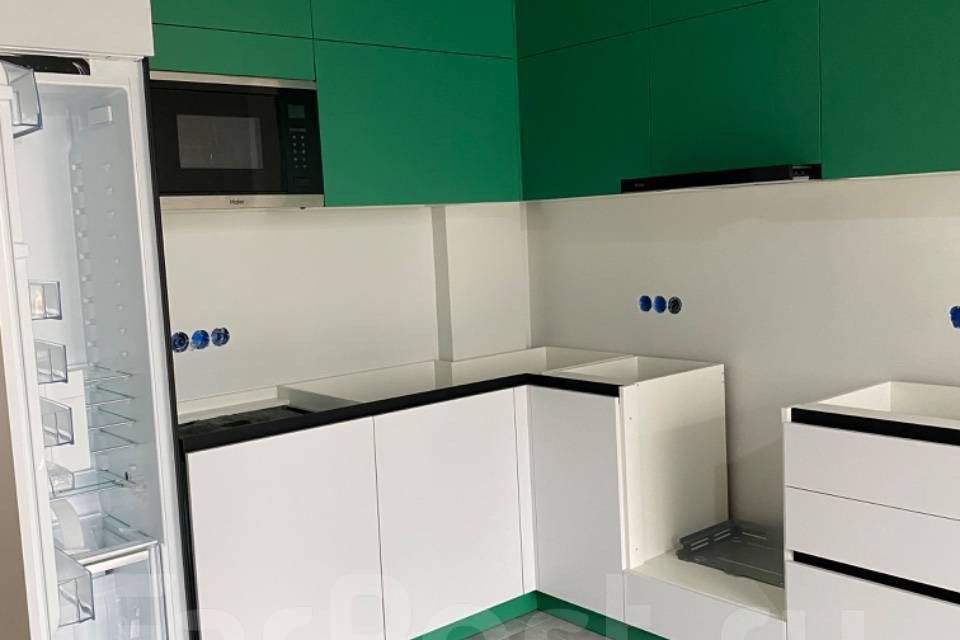 Продаётся 3-комнатная квартира, 97.2 м²