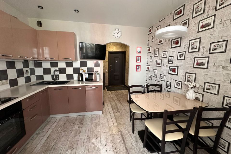 Продаётся 1-комнатная квартира, 41.6 м²