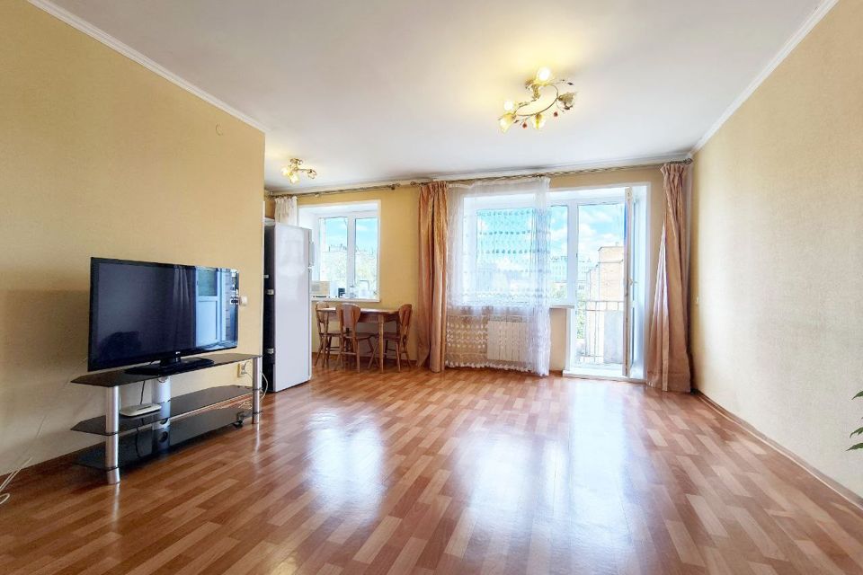 Продаётся 3-комнатная квартира, 56.8 м²