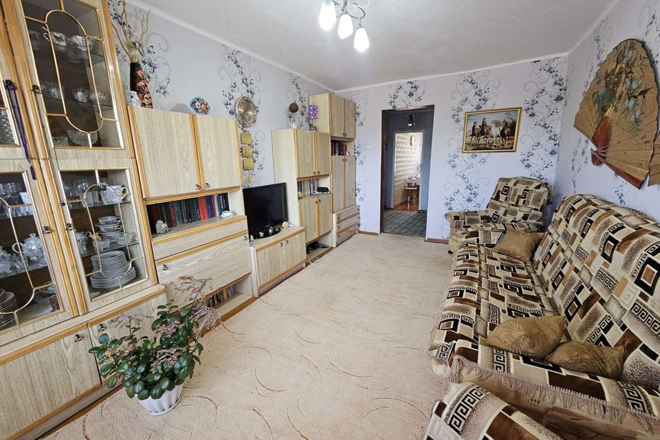 Продаётся 3-комнатная квартира, 56.5 м²