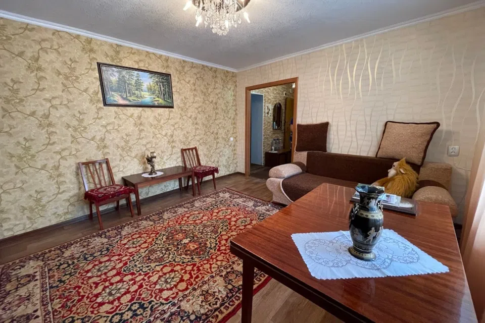 Продаётся 4-комнатная квартира, 80.4 м²