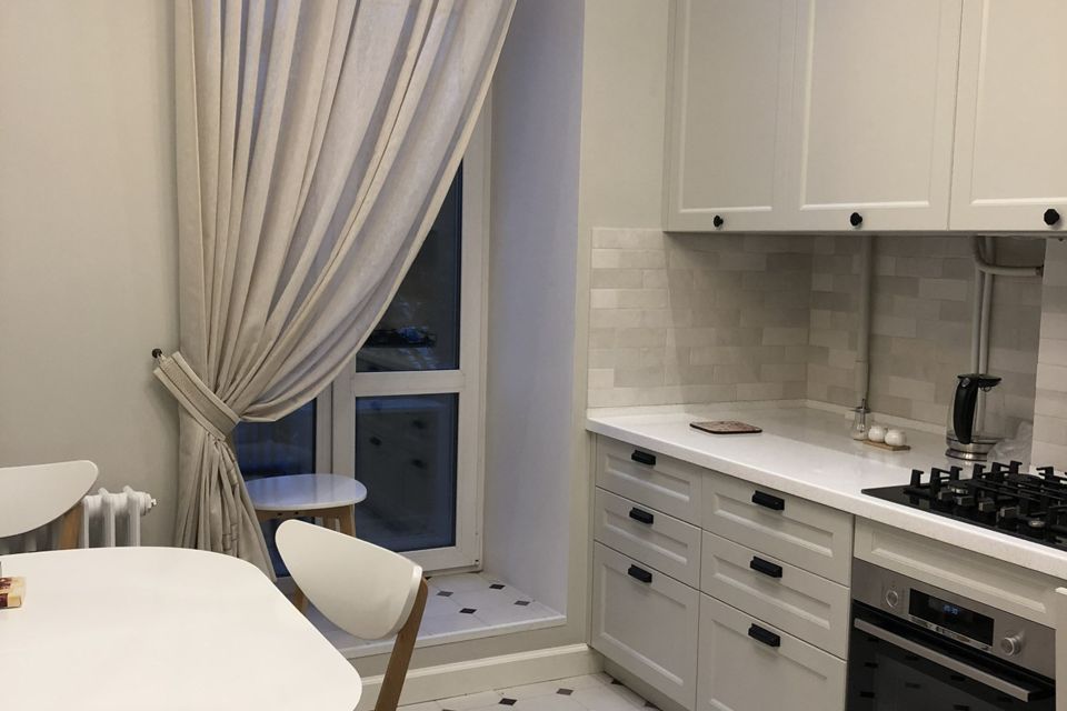 Сдаётся 2-комнатная квартира, 62 м²
