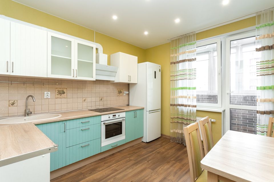 Продаётся 2-комнатная квартира, 61.7 м²