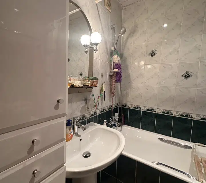 Продаётся 2-комнатная квартира, 52.5 м²