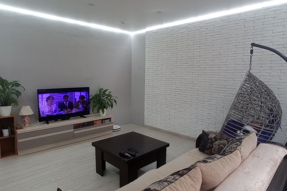 Продаётся 2-комнатная квартира, 56 м²