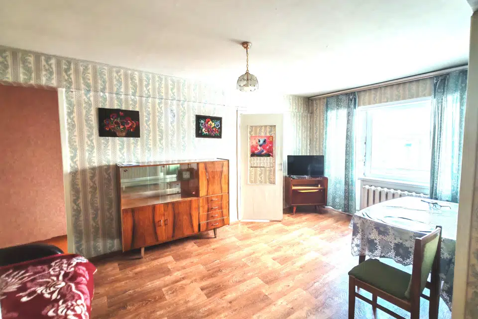 Продаётся 3-комнатная квартира, 58.6 м²