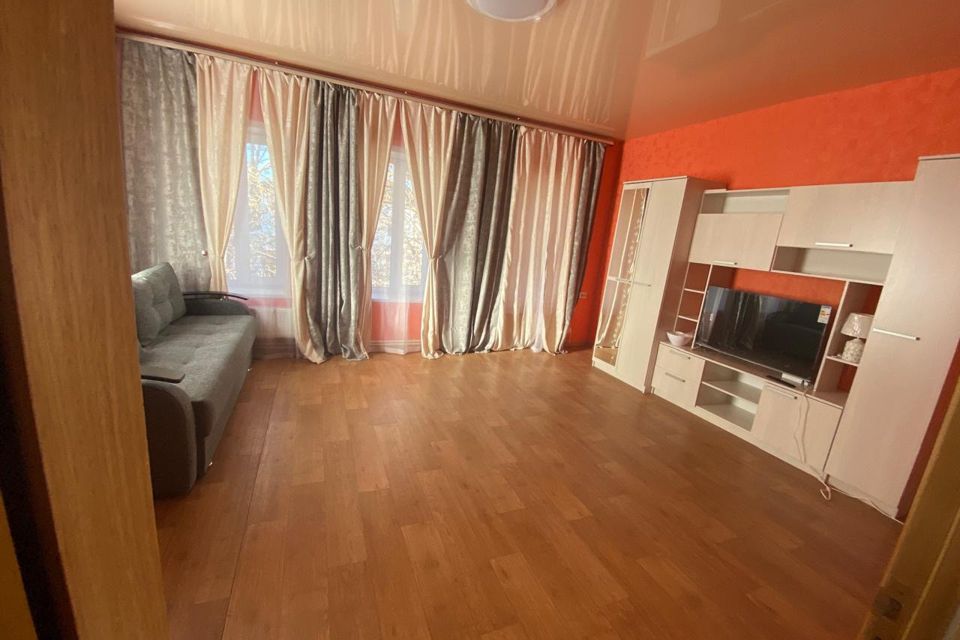 Продаётся 1-комнатная квартира, 47.2 м²