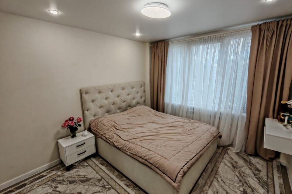 Продаётся 3-комнатная квартира, 61.8 м²